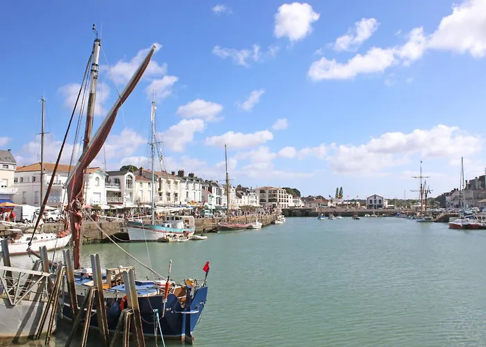 Le Grand Large By Interhome * Pornic